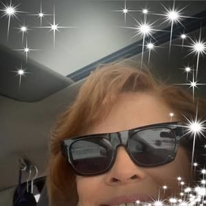 Meet your Posher, Melanie